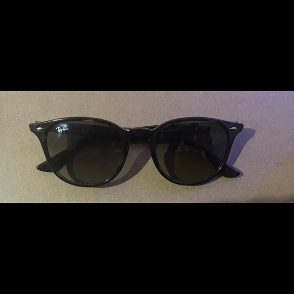 Ray Ban - Picture 2 of 6